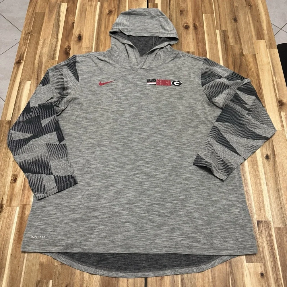 Gerogia Bulldogs Hoodie Mens XL Nike Gray Lightweight Pullover College Football